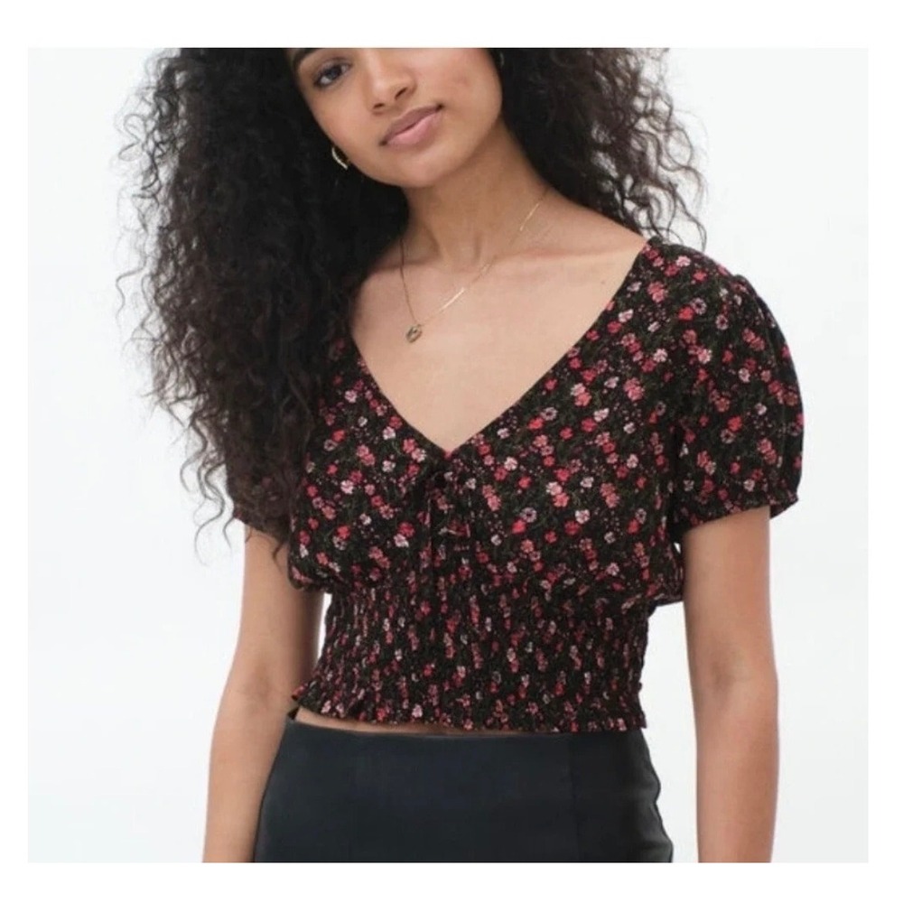 AEROPOSTALE Floral Crop Top Women XL Black Pink Smocked V-Neck Puff Sleeve NWT‎
